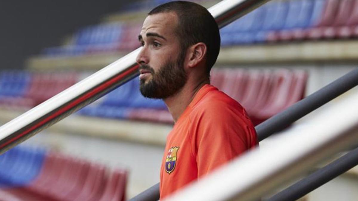 Aleix Vidal se aleja cada día más del Barça