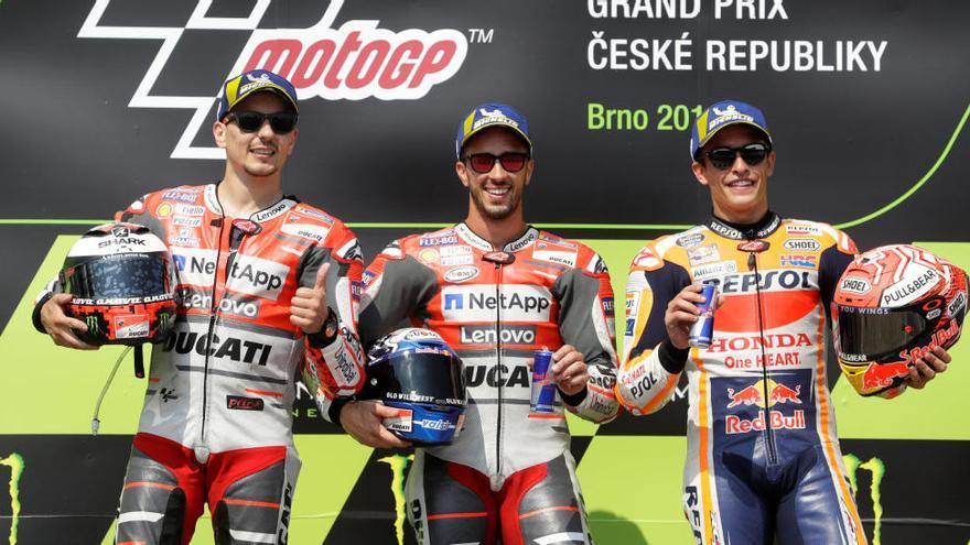 Dovizioso aguanta l&#039;embranzida de Lorenzo i Márquez per guanyar a Brno