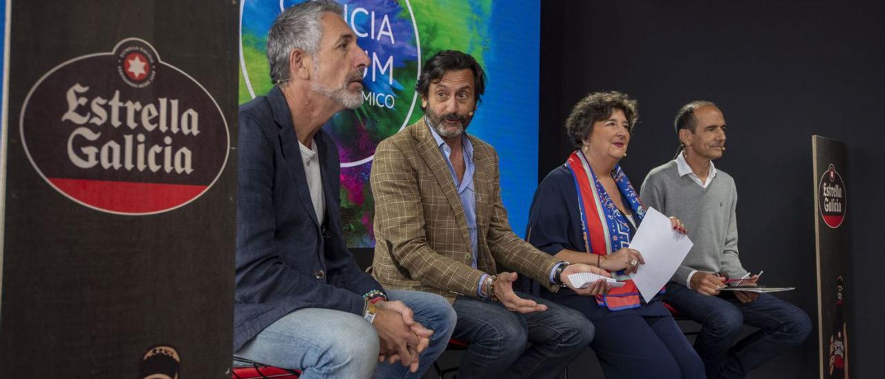 Desde la izquierda, Pepe Solla, Manuel Piñón, Ana Trevisani y Pep Palau, en el MEGA. |   // CASTELEIRO/ROLLER AGENCIA