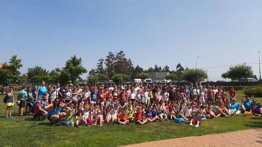 Participantes en la excursión a Cerceda, el lunes.