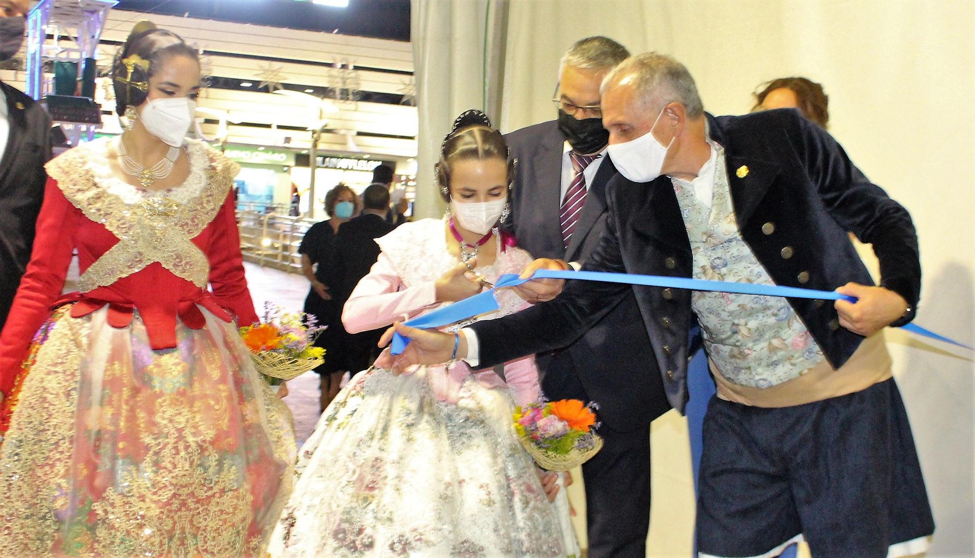 Estreno de las falleras mayores de València 2022 y las cortes en la "Festa per a Tots"