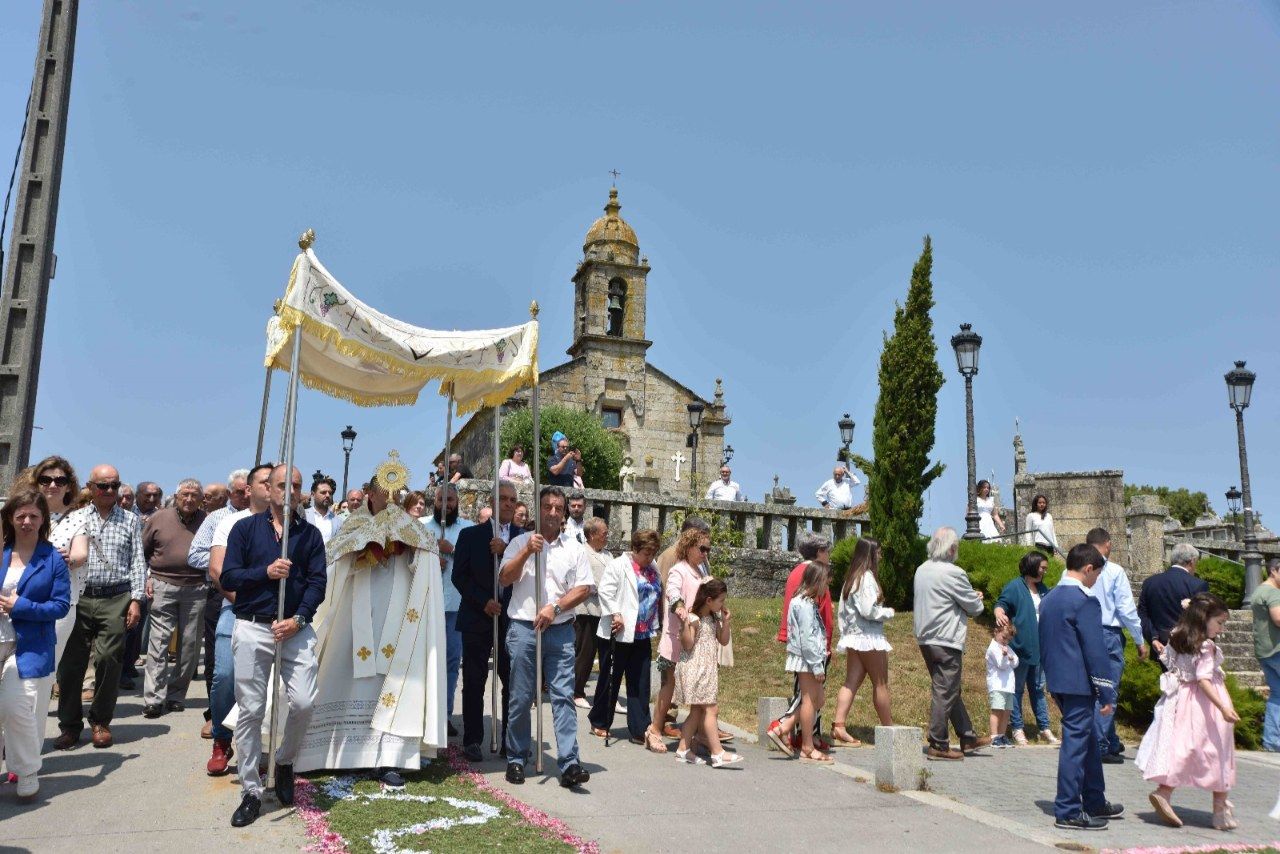 Así se vive este finde la fiesta de Sacramento en San Vicente de O Grove.