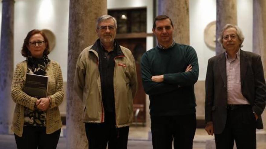 Mercedes Alcañiz, Enric Sanchis, Jorge Olcina y Antonio Ariño, en la jornada de ayer.