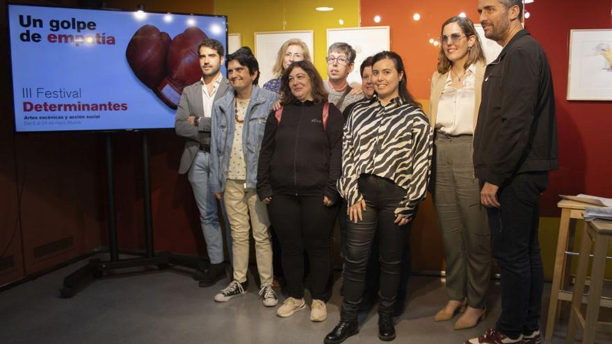 Artes escénicas en Murcia para descubrir realidades que a veces parecen &quot;invisibles&quot;