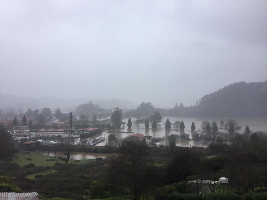 Temporal en Asturias: Segundo día de riadas y desperfectos en Asturias