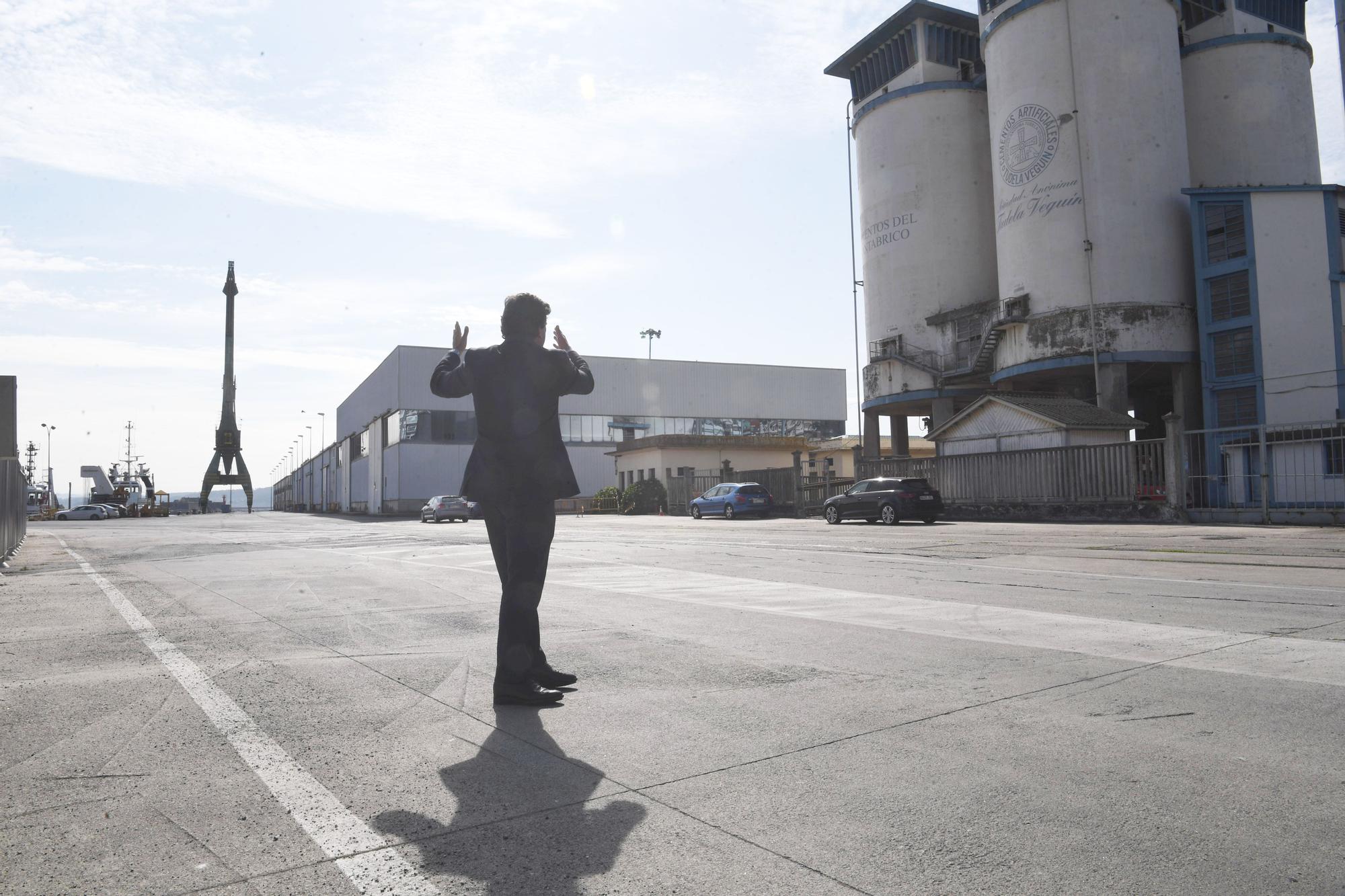 El Puerto de A Coruña demolerá la cantina, los silos y un local para abrir Calvo Sotelo a los peatones