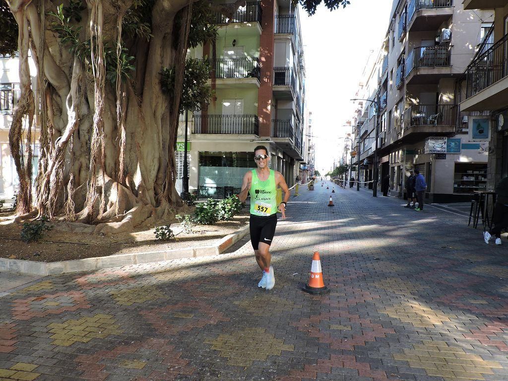 Estos todas las imágenes de la Media Maratón de Águilas