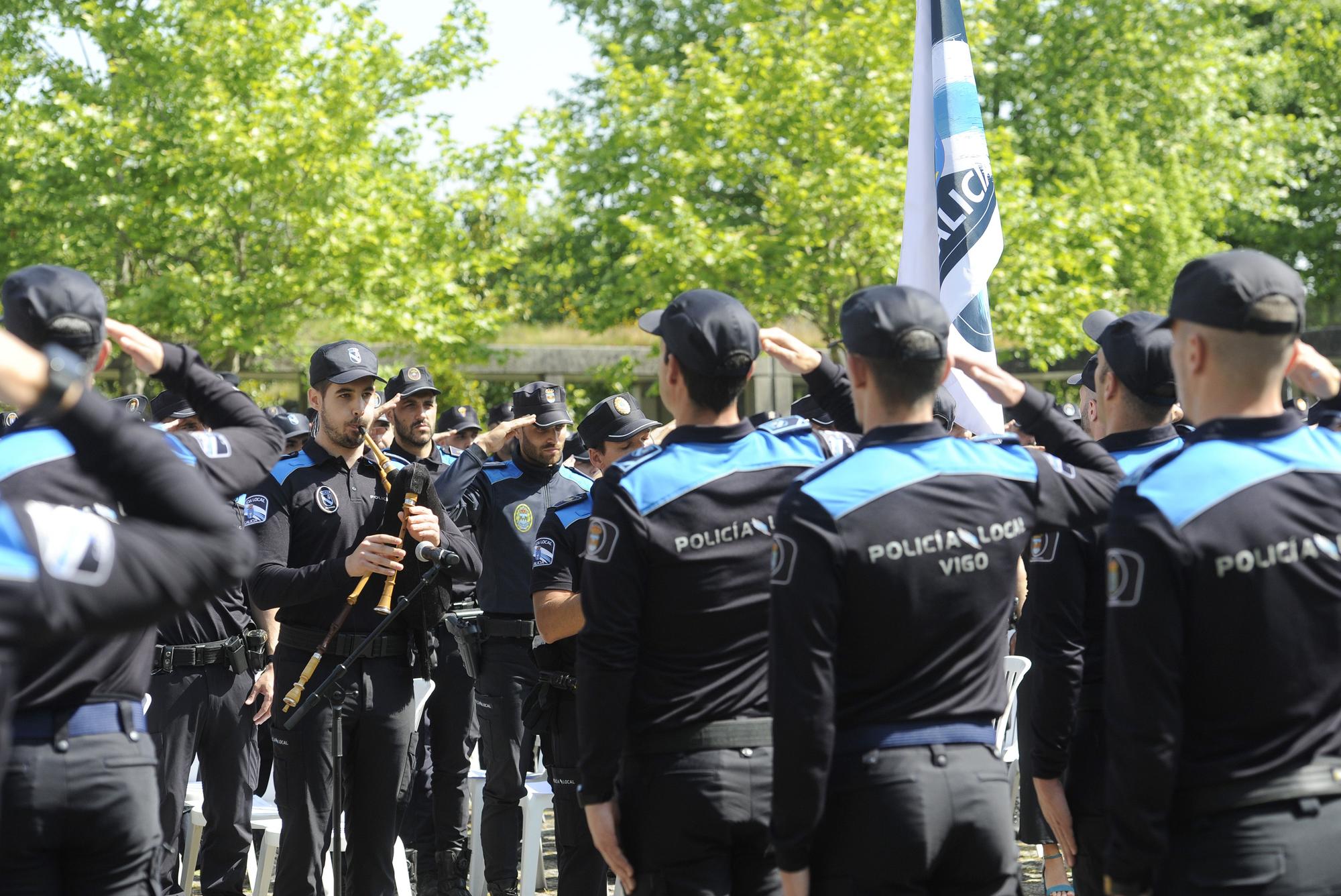Masiva entrega de distinciones en la academia gallega de Policía Local