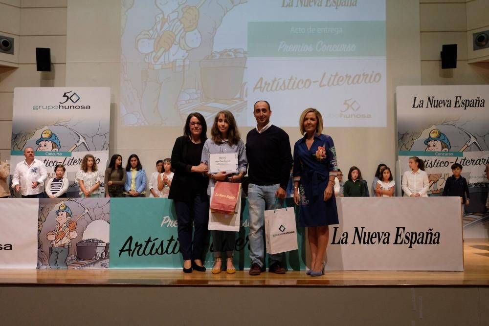 María Pérez Fernández, del colegio Maestro don José Antonio Robles (Aller)