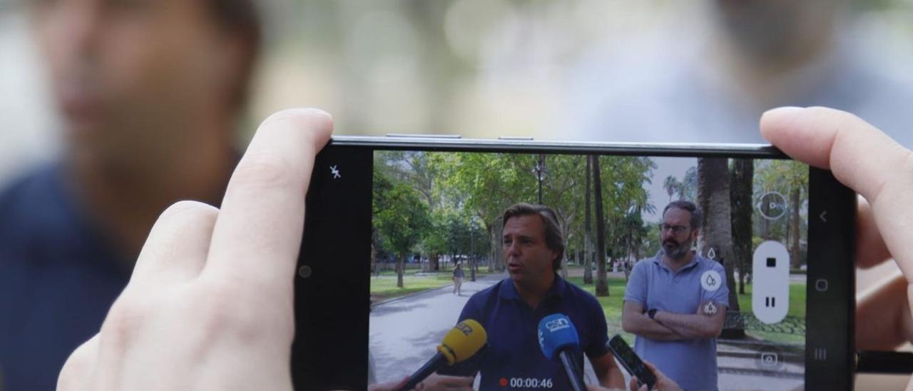 El coordinador general del PP-A., Antonio Repullo, y el presidente del partido en Córdoba, Adolfo Molina.