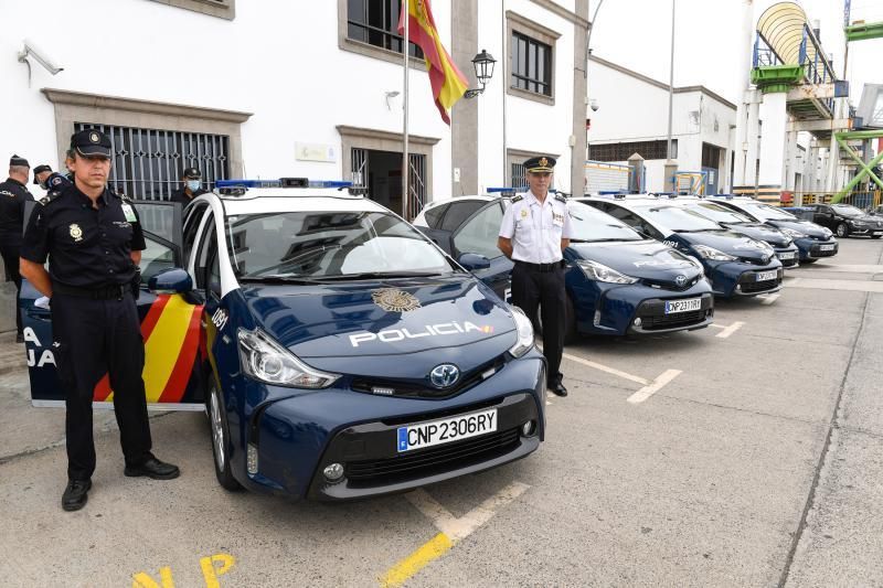 02-07-20   LAS PALMAS DE GRAN CANARIA. MUELLE PRIMO DE RIVERA. LAS PALMAS DE GRAN CANARIA. Presentación de nuevos vehículos de policía nacional Fotos: Juan Castro.  | 02/07/2020 | Fotógrafo: Juan Carlos Castro