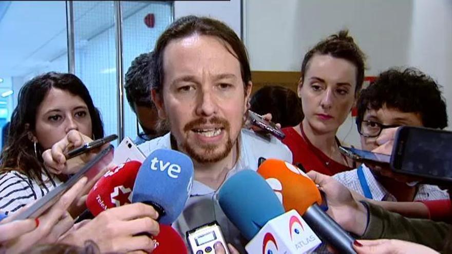 Iglesias, a Errejón: &quot;Ni media tontería, Íñigo&quot;