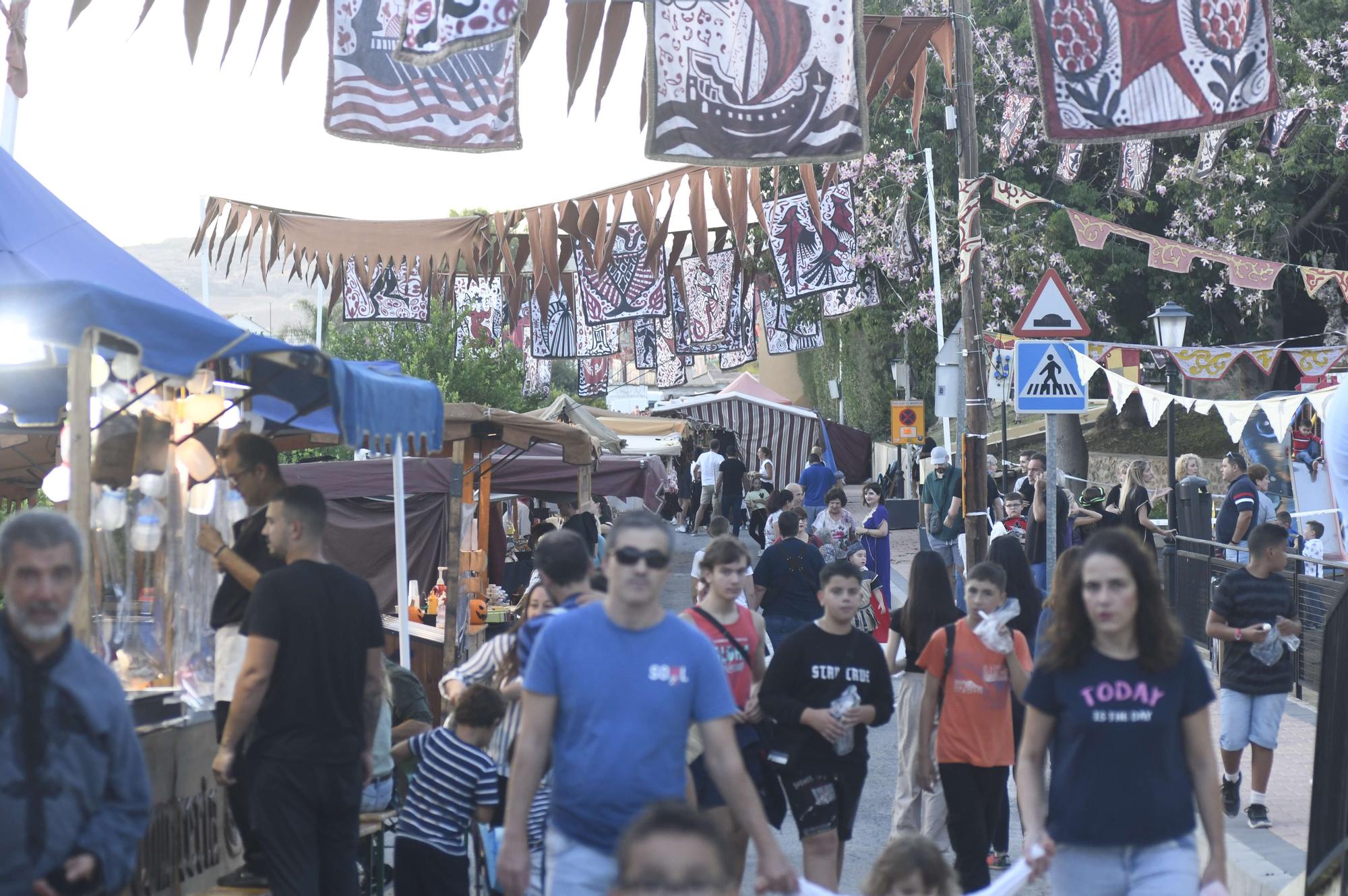 El mercadillo medieval de Guadalupe, en imágenes