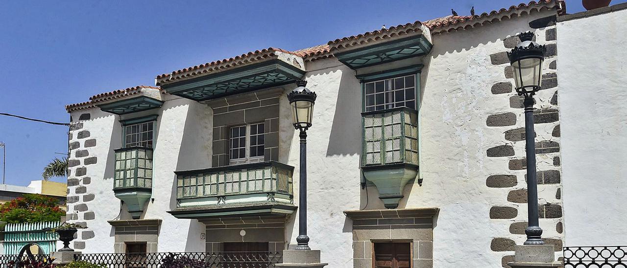 Vivienda histórica que está ubicada entre la plaza de San Juan y la calle frente al Rincón Plácido Fleitas (donde está la terraza de El Casino). |