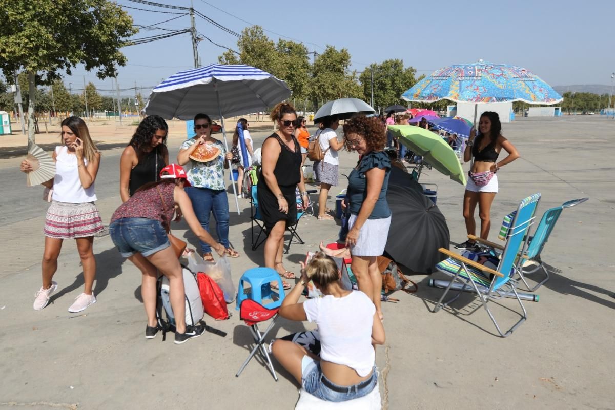 Colas en El Arenal para el concierto de Ricky Martin