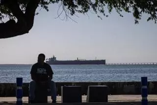 Trump impone aranceles del 25 % a los países que compren petróleo o gas de Venezuela