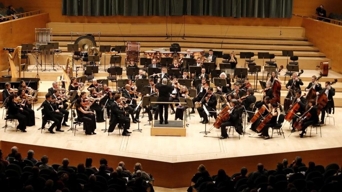 Antoni Ros Marba durante el concierto en el Auditori este viernes