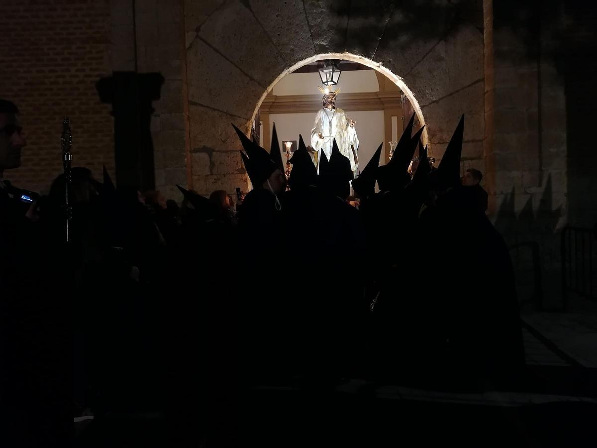 GALERÍA | Emoción contenida en el traslado del Ecce Homo de Toro