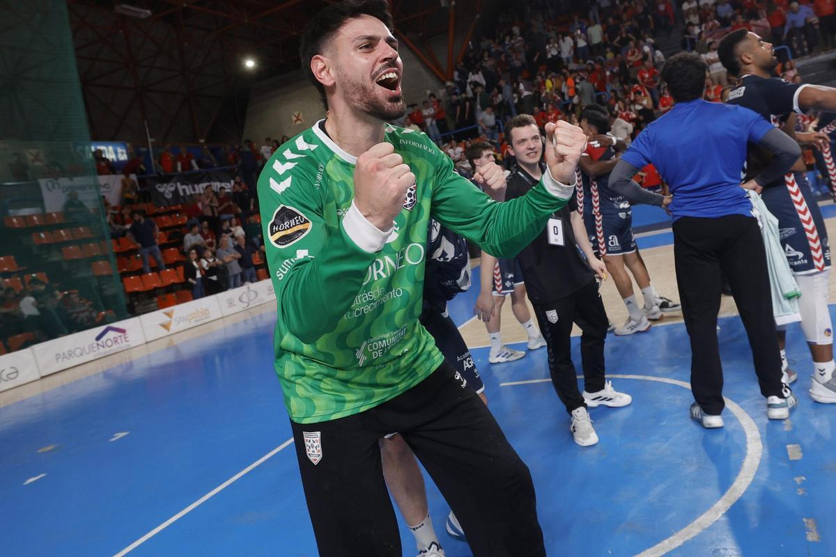 Forlino se muestra eufórico tras la victoria.