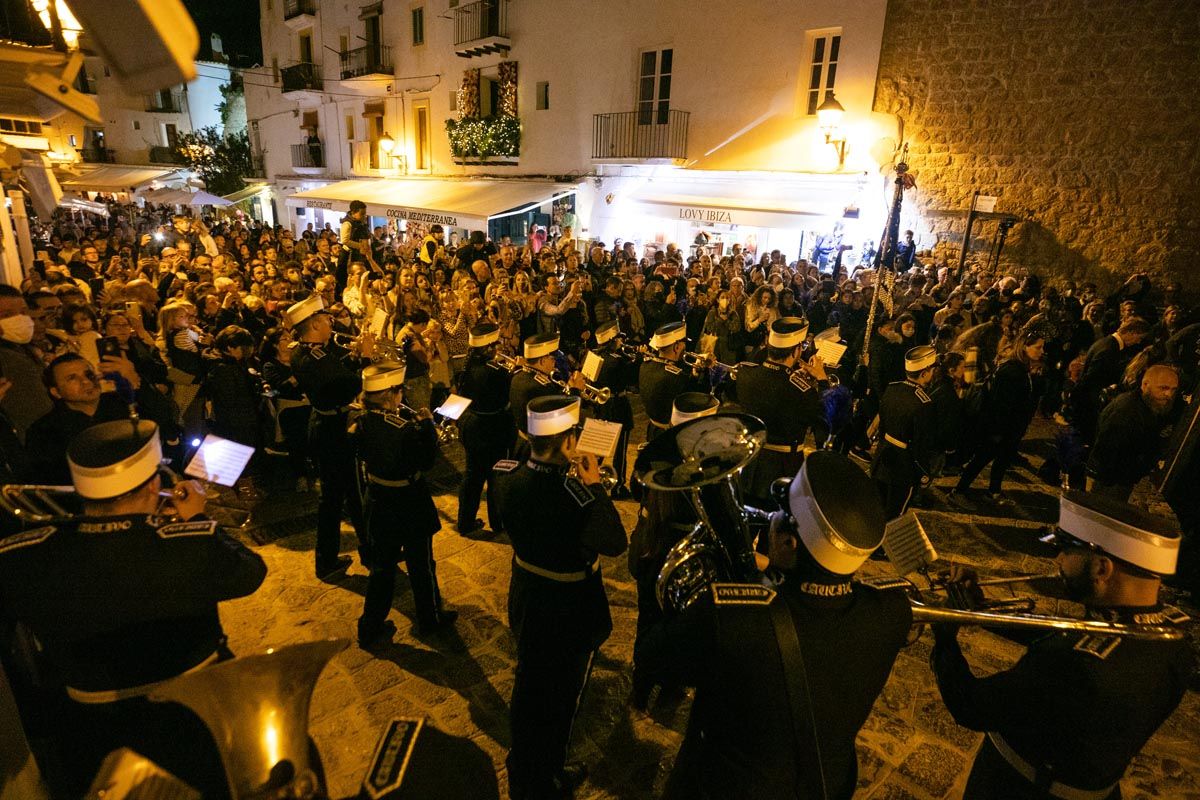 Semana Santa En Ibiza: procesión del Santo Entierro en el Viernes Santo