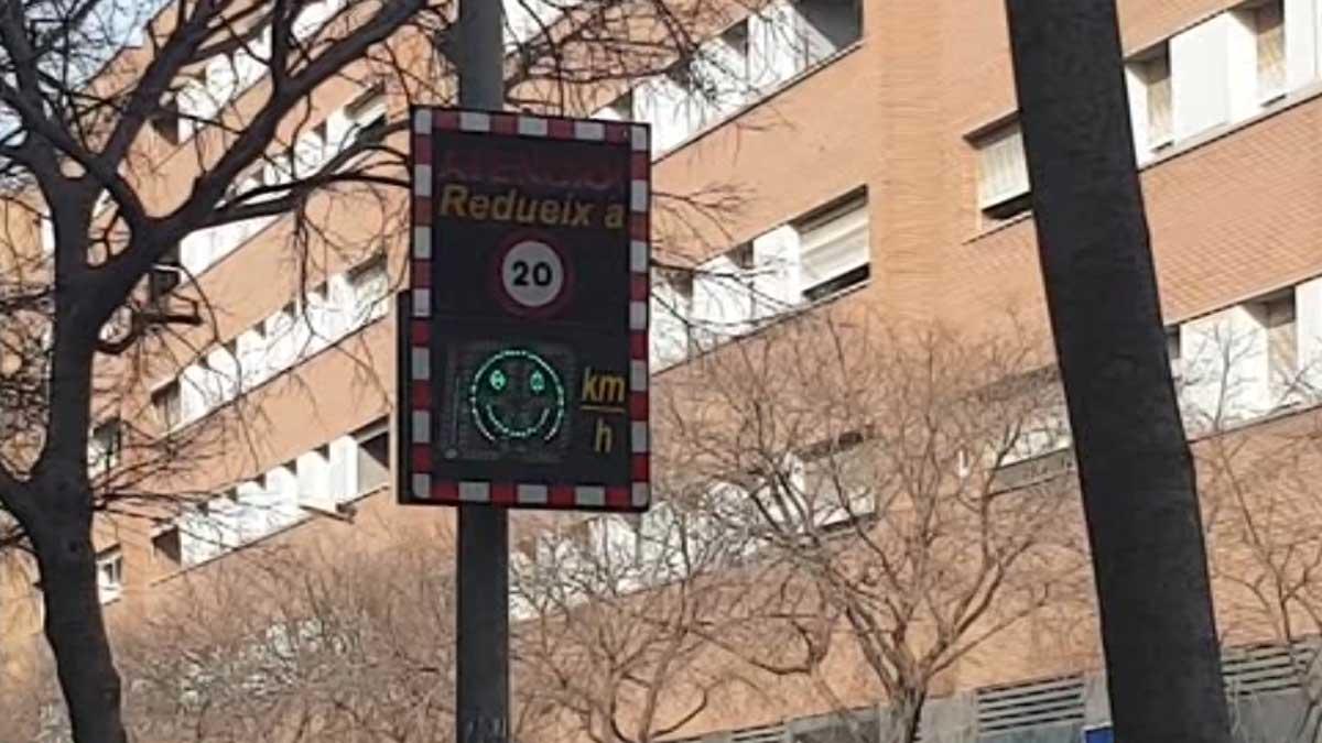 Barcelona colocará radares de velocidad informativos junto a los colegios