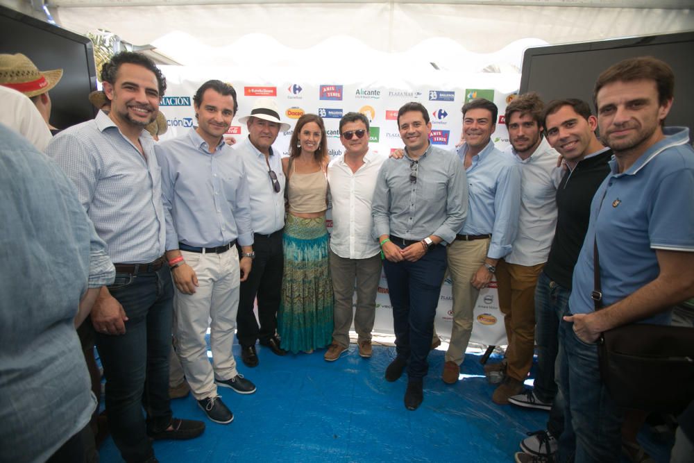 Israel Cortés, Eduardo Dolón, José Ramón González, Elisa Díaz, Toni Cabot, José Juan Zaplana, Luis Barcala, Juanjo Caballero y Luis Mepizana.