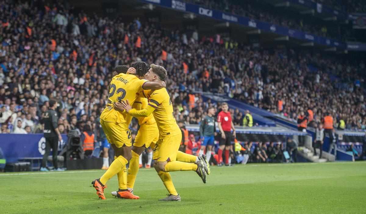 El Barça consigue el título de Liga en el campo del Espanyol