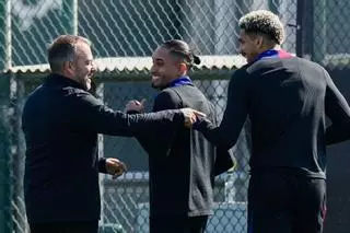 Flick da las pistas claves del once ante Osasuna