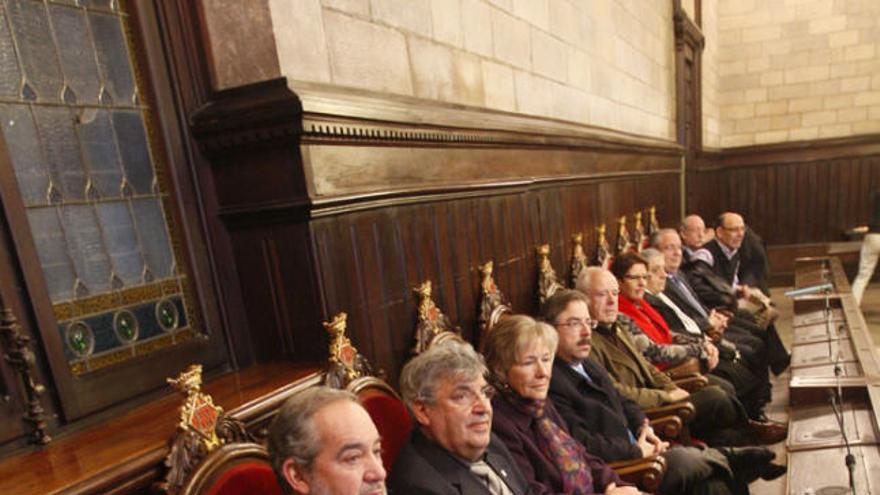 La reunió, amb el defensor de Girona, Ramon Llorente, en primer terme.