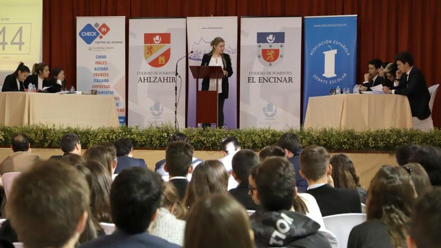 Los colegios Ahlzahir y El Encinar acogen el sexto torneo interescolar de debate