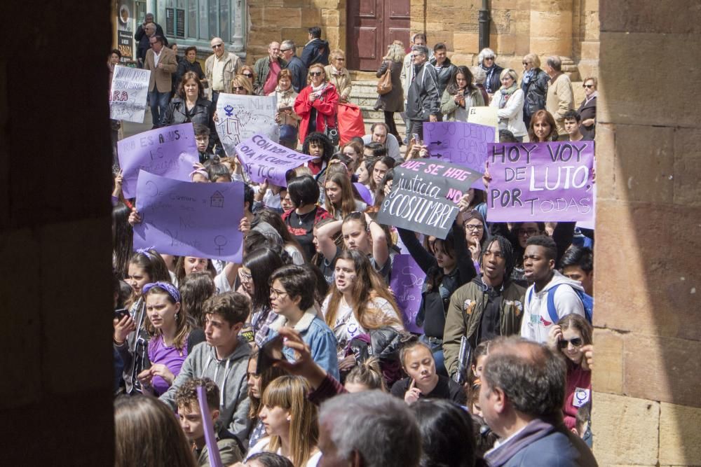 Manifestación en Oviedo.