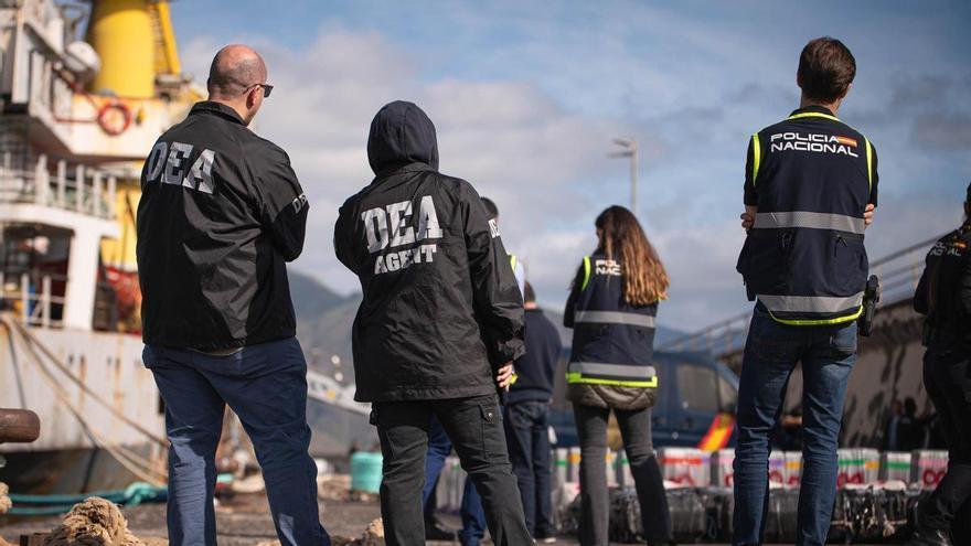 La DEA planta batalla a los grandes traficantes desde Canarias