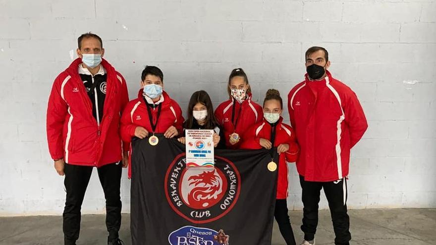 El Club Taekwondo Benavente Quesos Pastor  suma nuevos triunfos en Miranda