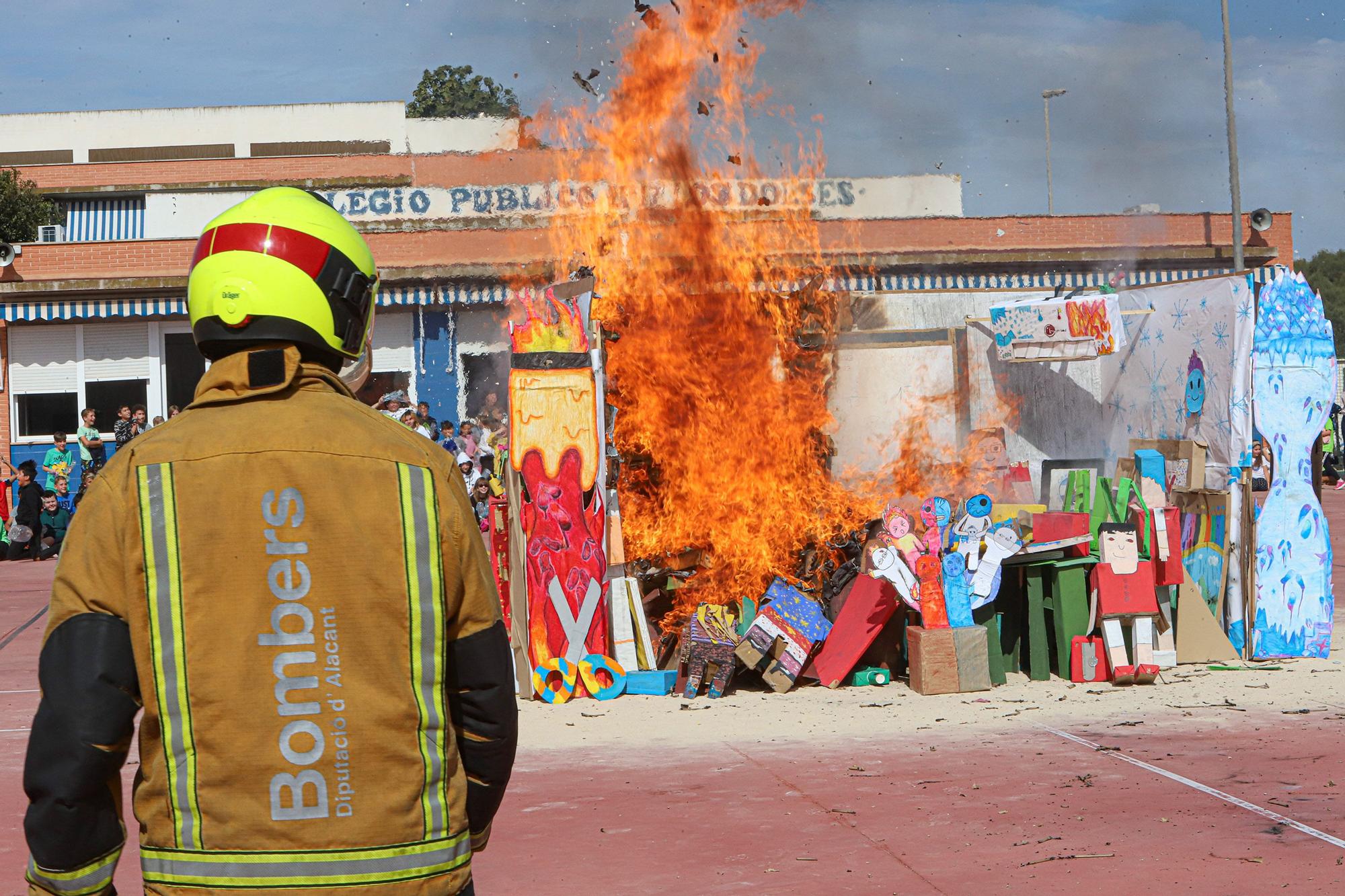 Cremà de Fallas en el CEIP Los Dolses