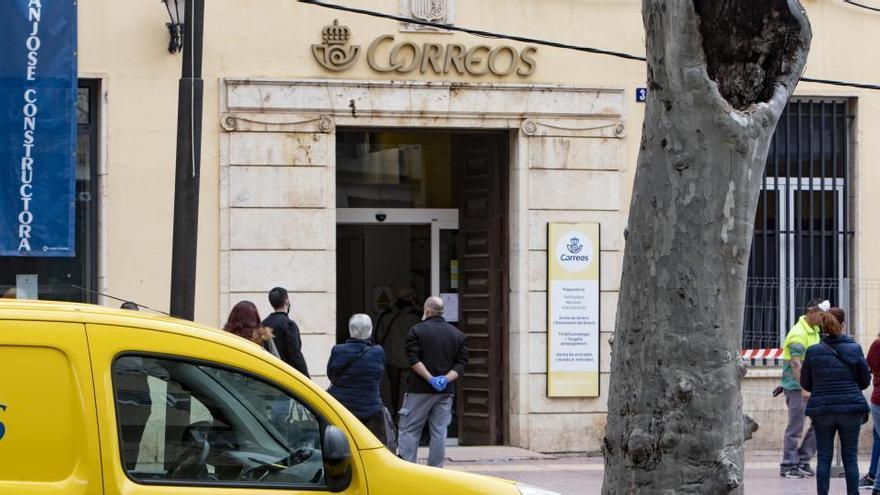 Correos reabre varias oficinas de la Región en horario de tarde