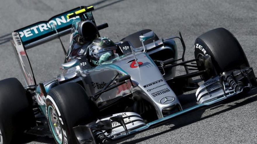 Rosberg coge el testigo de Hamilton y Alonso no acaba