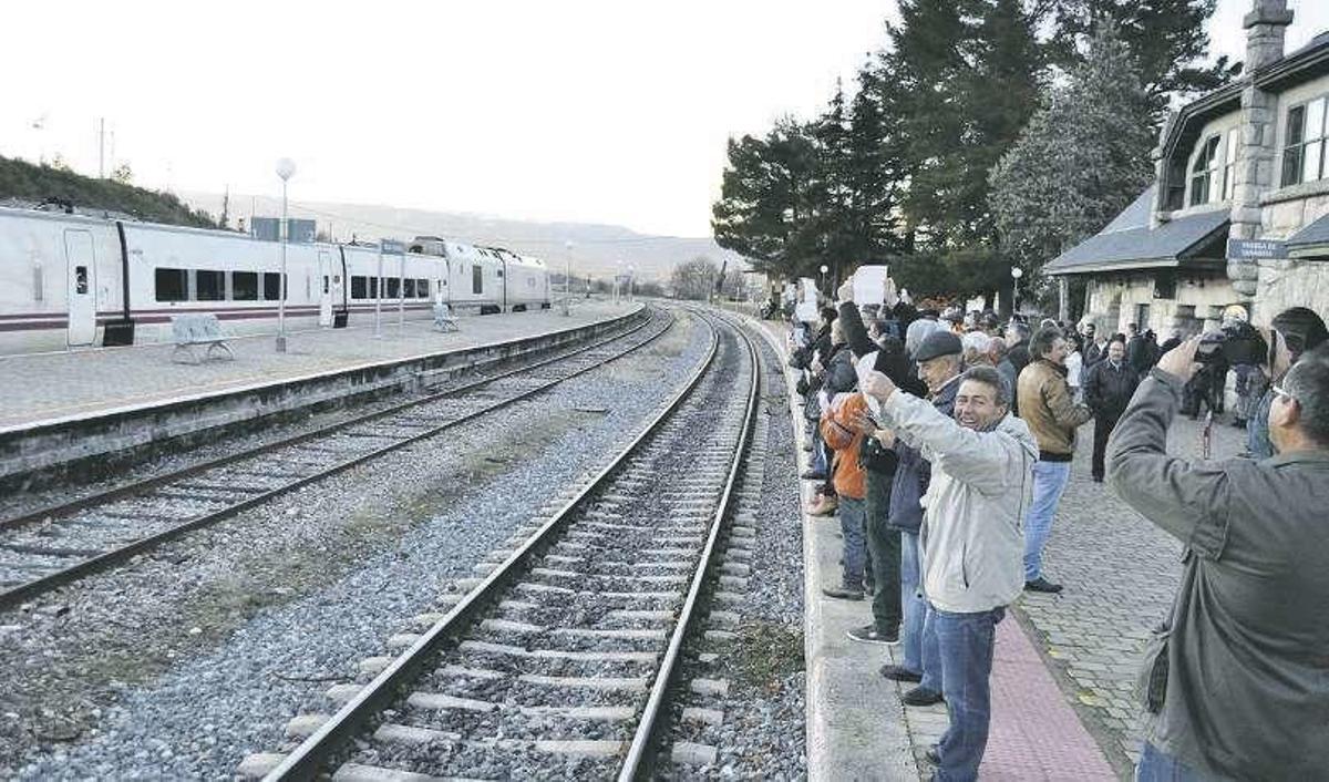 ADIF desbloquea la estación del AVE en Otero, a licitación por 5,1 millones