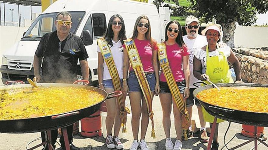 Moncofa abre hoy las citas de ‘bous’ tras innovar con paellas