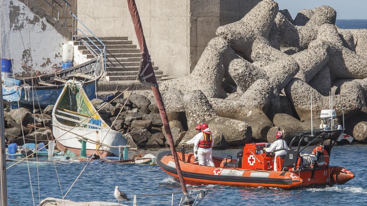 El SUP pide reunirse con Escrivá por el &quot;efecto llamada&quot; del traslado de migrantes desde Canarias a Granada