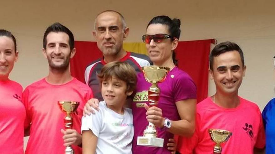 Pérez vence en la primera carrera solidaria de Cullera