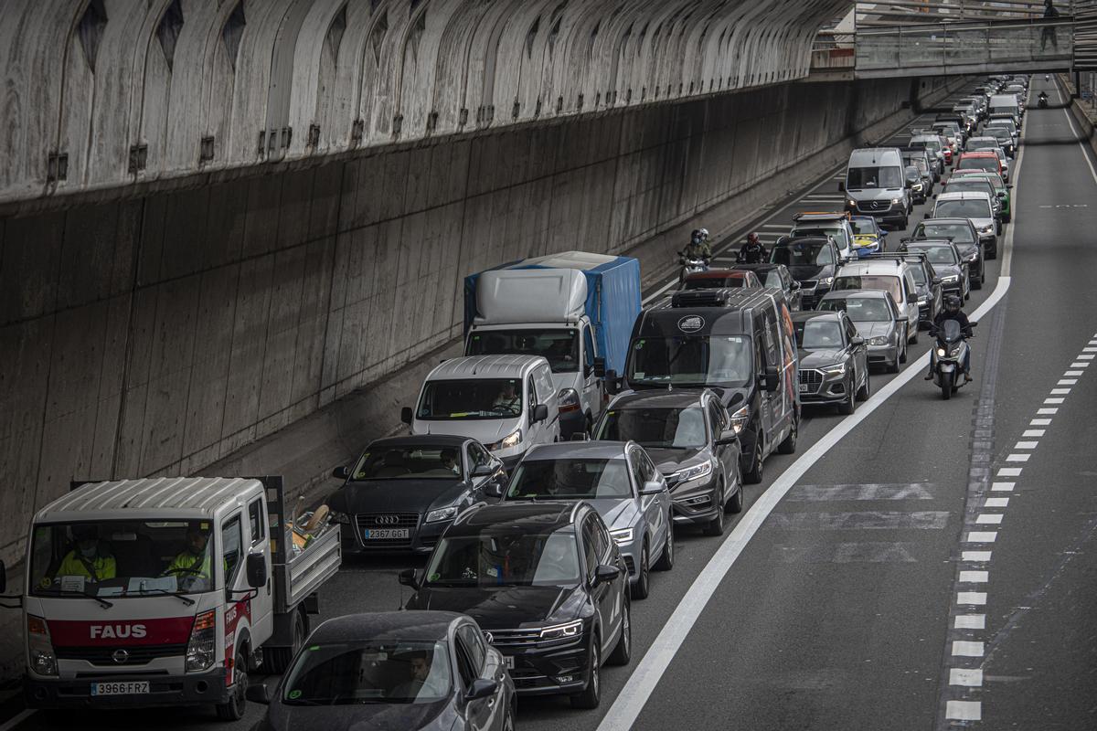 Mala previsió en els embussos a Glòries