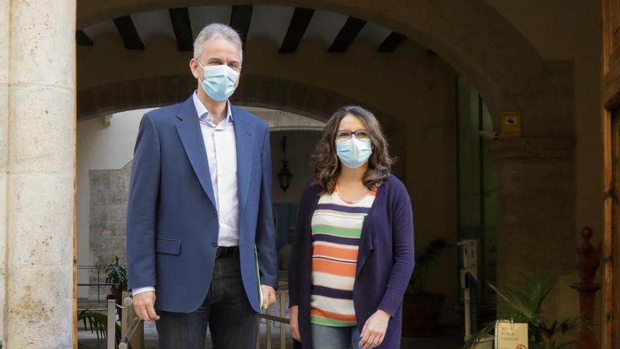 Los vicepresidentes del Consell, Mónica Oltra y Héctor Illueca, reunidos esta mañana