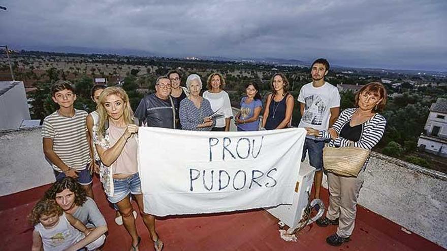 Reciente protesta vecinal por el mal olor que deben soportar.