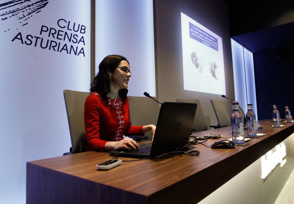 La oncóloga Paula Jiménez participa en la segunda jornada de la II Semana de la Ciencia