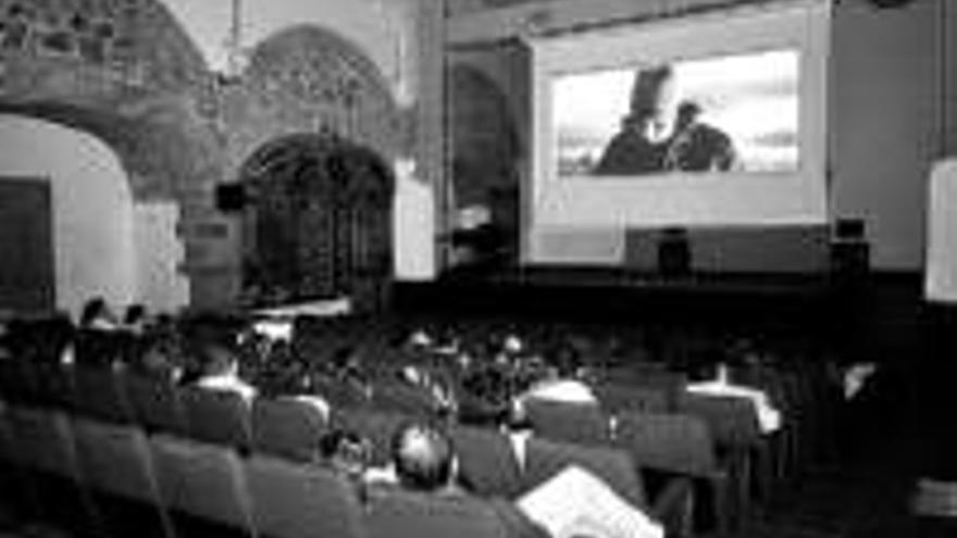 El auditorio santa ana de plasencia acoge una sesion de cortometrajes