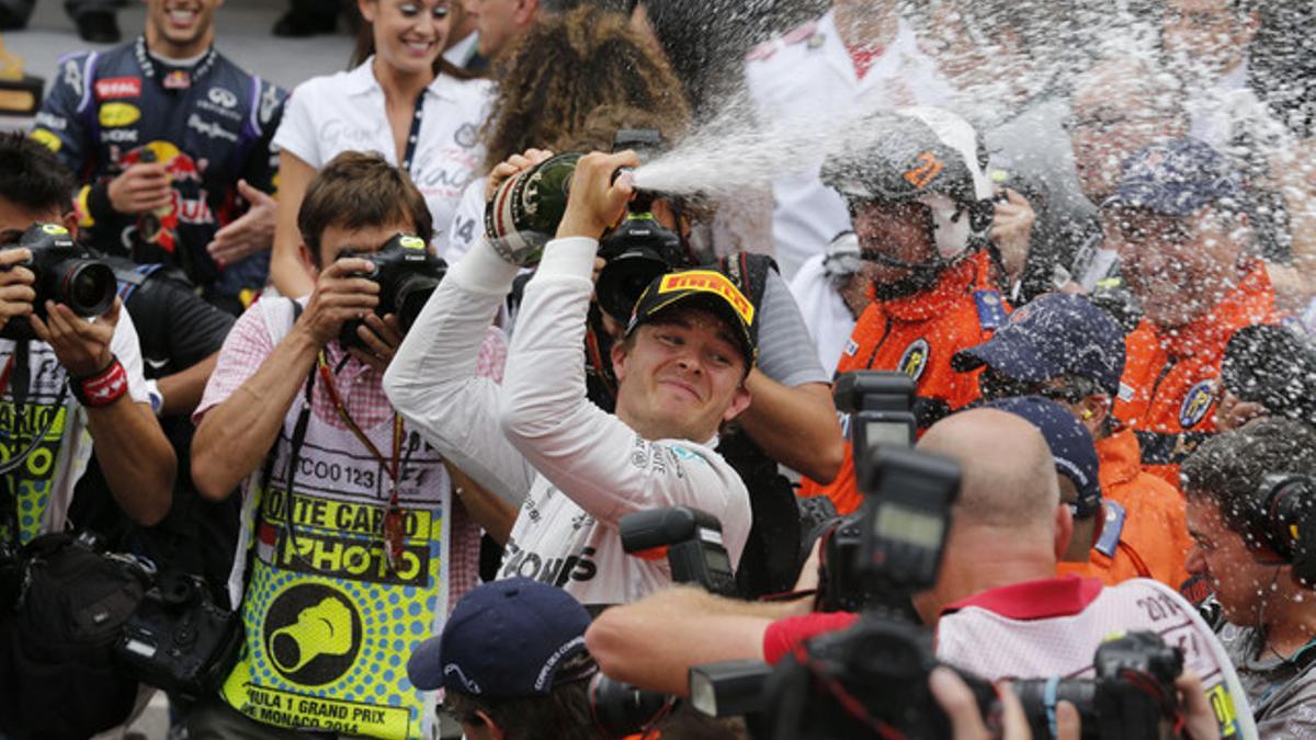 Nico Rosberg celebra su victoria en el Gran Premio de Mónaco