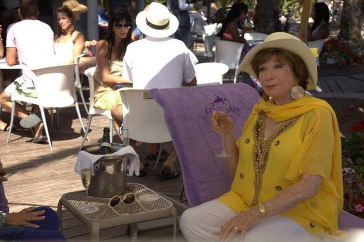 Shirley MacLaine en el hotel grancanario.