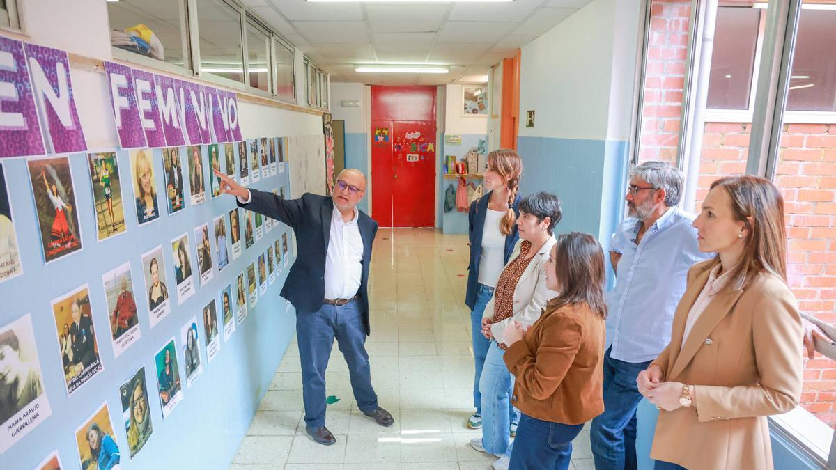 El subdelegado del Gobierno durante una reciente visita a Vilagarcía.