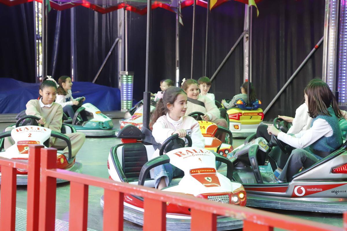 A.J.González Córdoba Apertura del parque infantil Chiquilandia