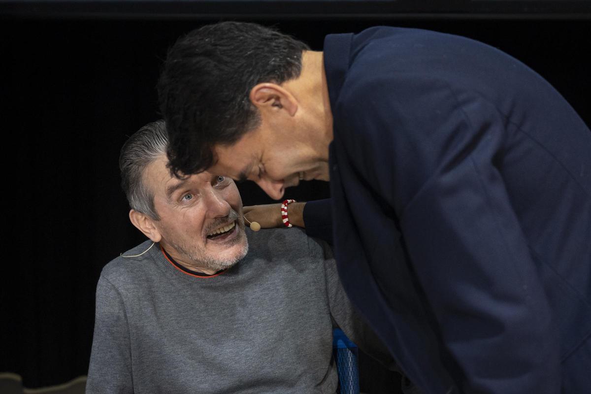 Michel y Unzué apadrinan una plataforma de intercambio de recursos de asistencia médica